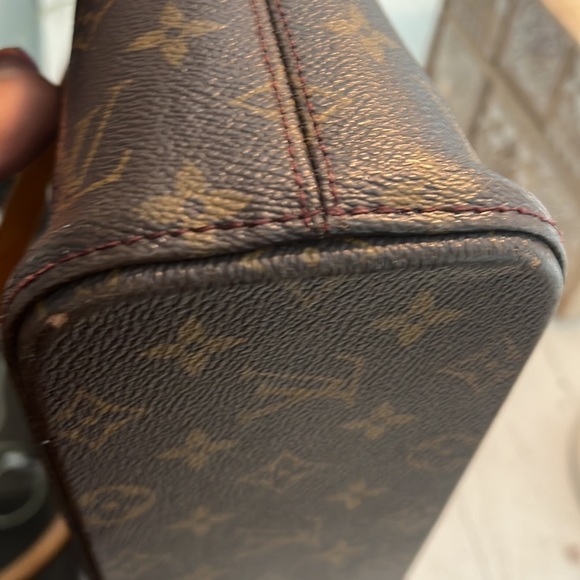 Authentic Luco Monogram tote bag - Picture 12 of 16